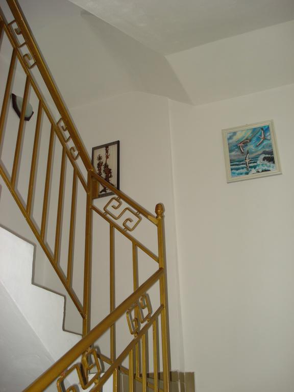 ホテル Moni 85 Family House ソゾポル 部屋 写真